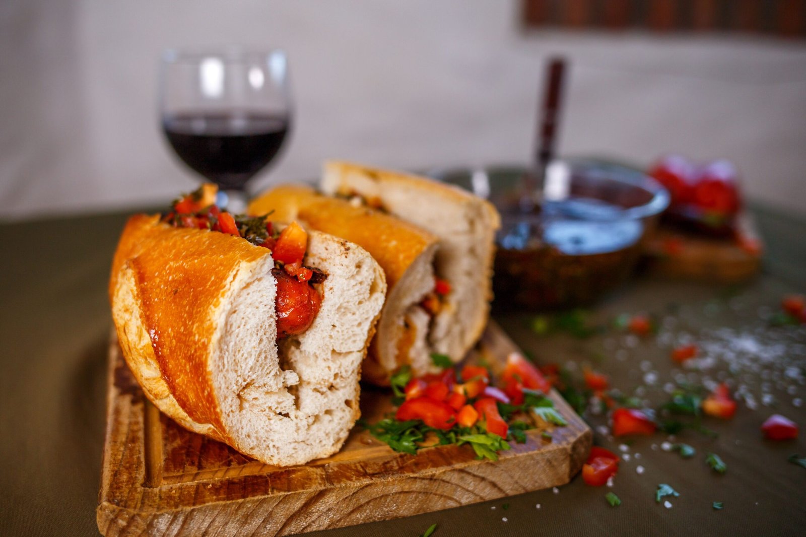 Choripán con chimichurri
