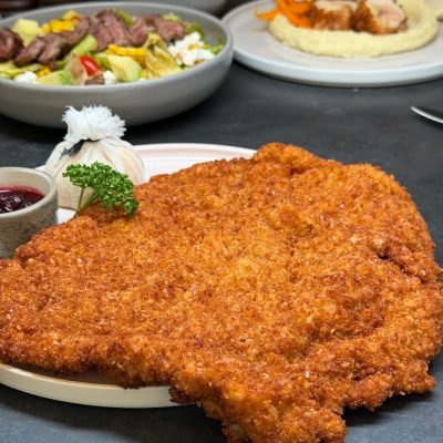 Milanesa de pollo con guarnición del Asador Don Gaucho en Padrón
